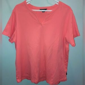 Eddie Bauer V Neck T-shirt beautiful peach, coral short sleeve top EUC
